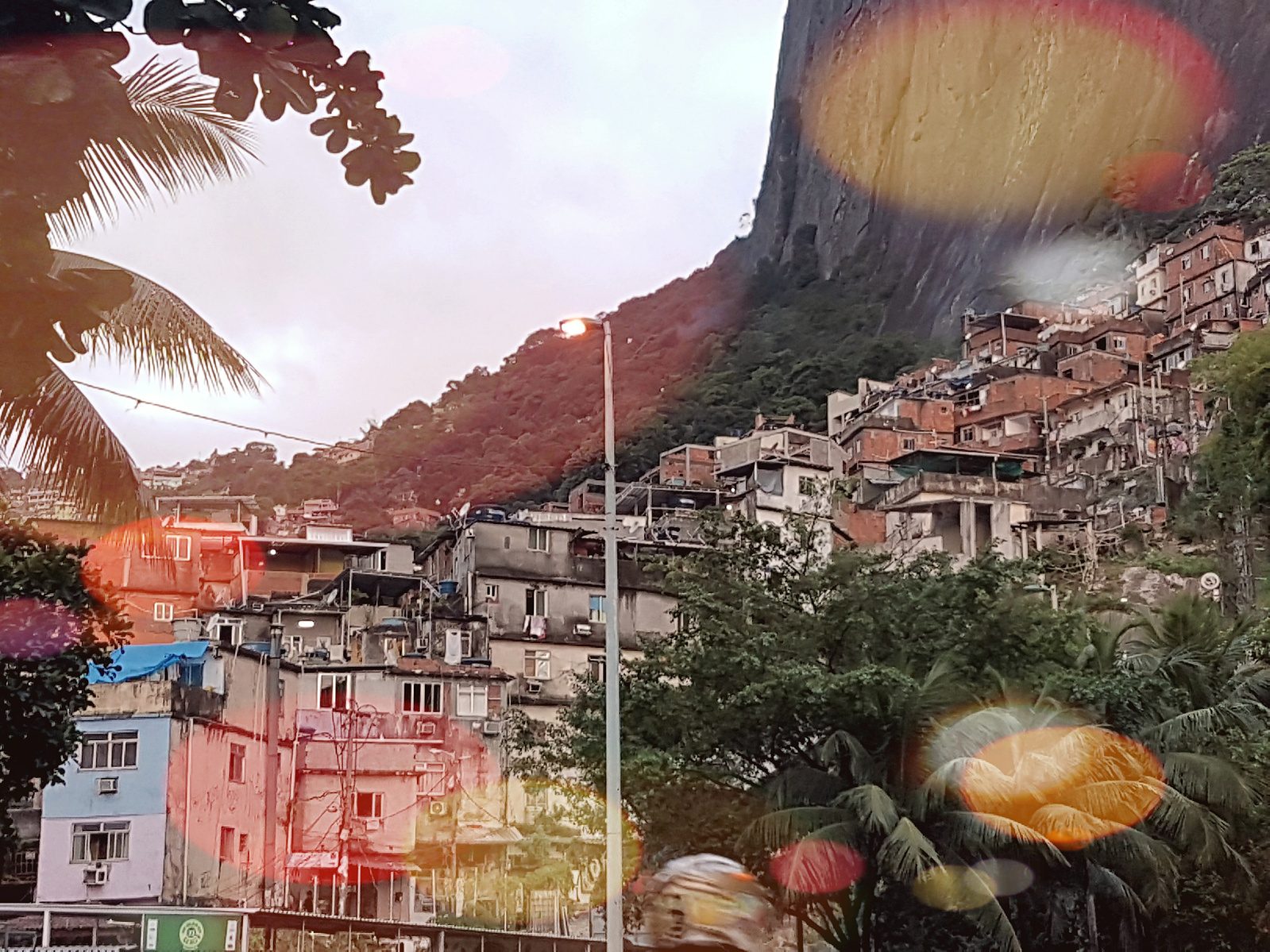Rio Favela project — community art project, plate 2