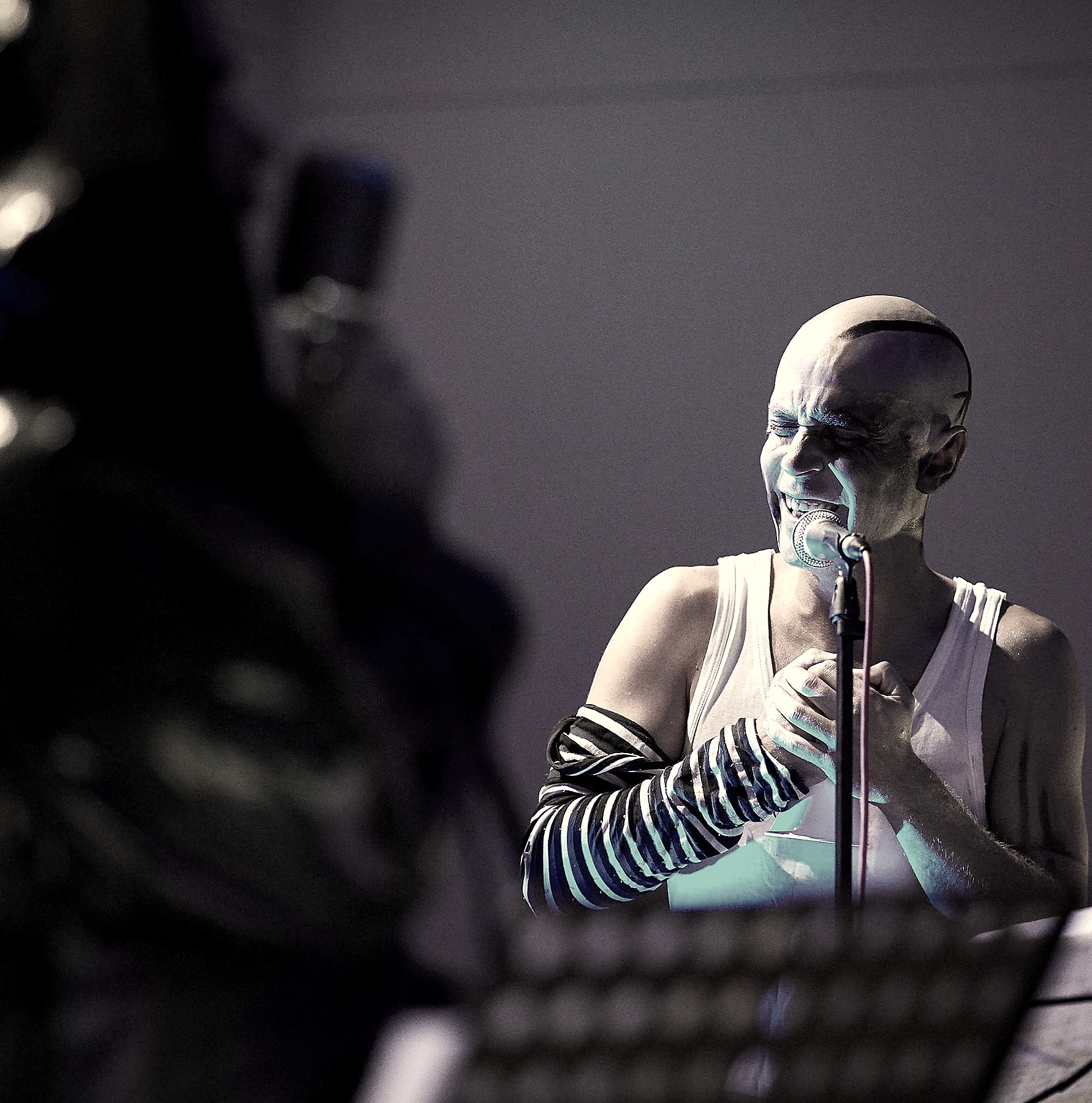 Example work by João Caieno